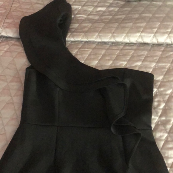 Little black dress - Picture 2 of 3